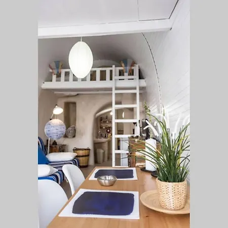 Chalaris Armeni בית נופש *