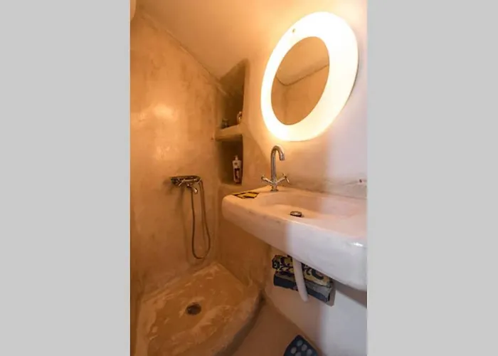 Chalaris Armeni Tatil Evi Oia